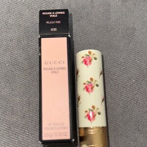 *84*Gucci Rouge à Lèvres Voile Lipstick in Millicent Rose